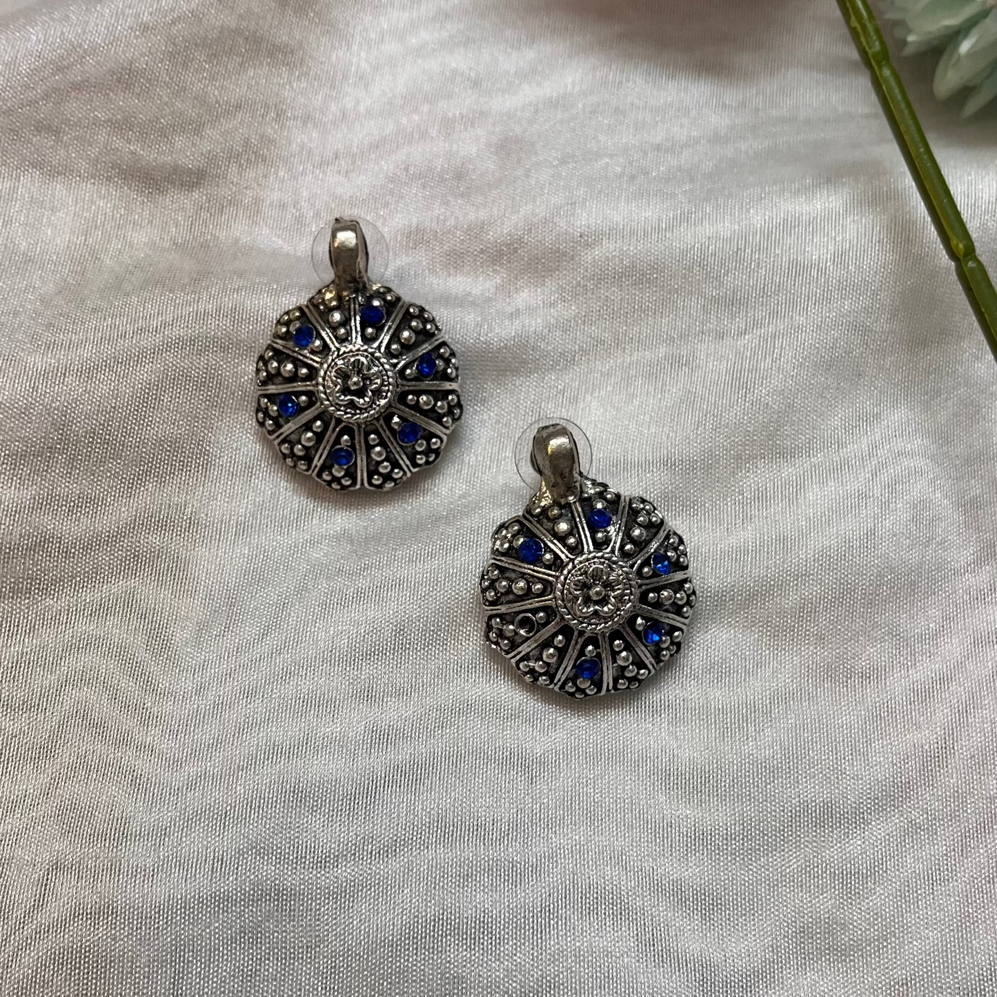 Chic Circles