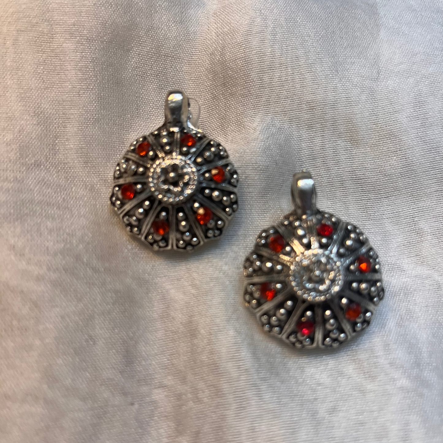 Chic Circles