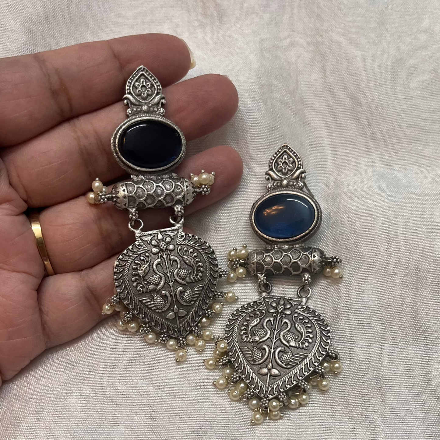 Mini's Gold Dangler Earrings