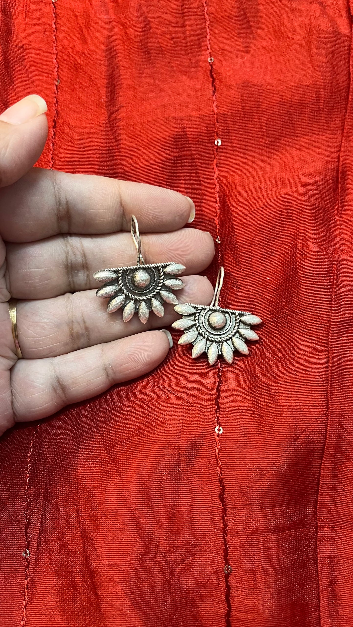 Ava Danglers