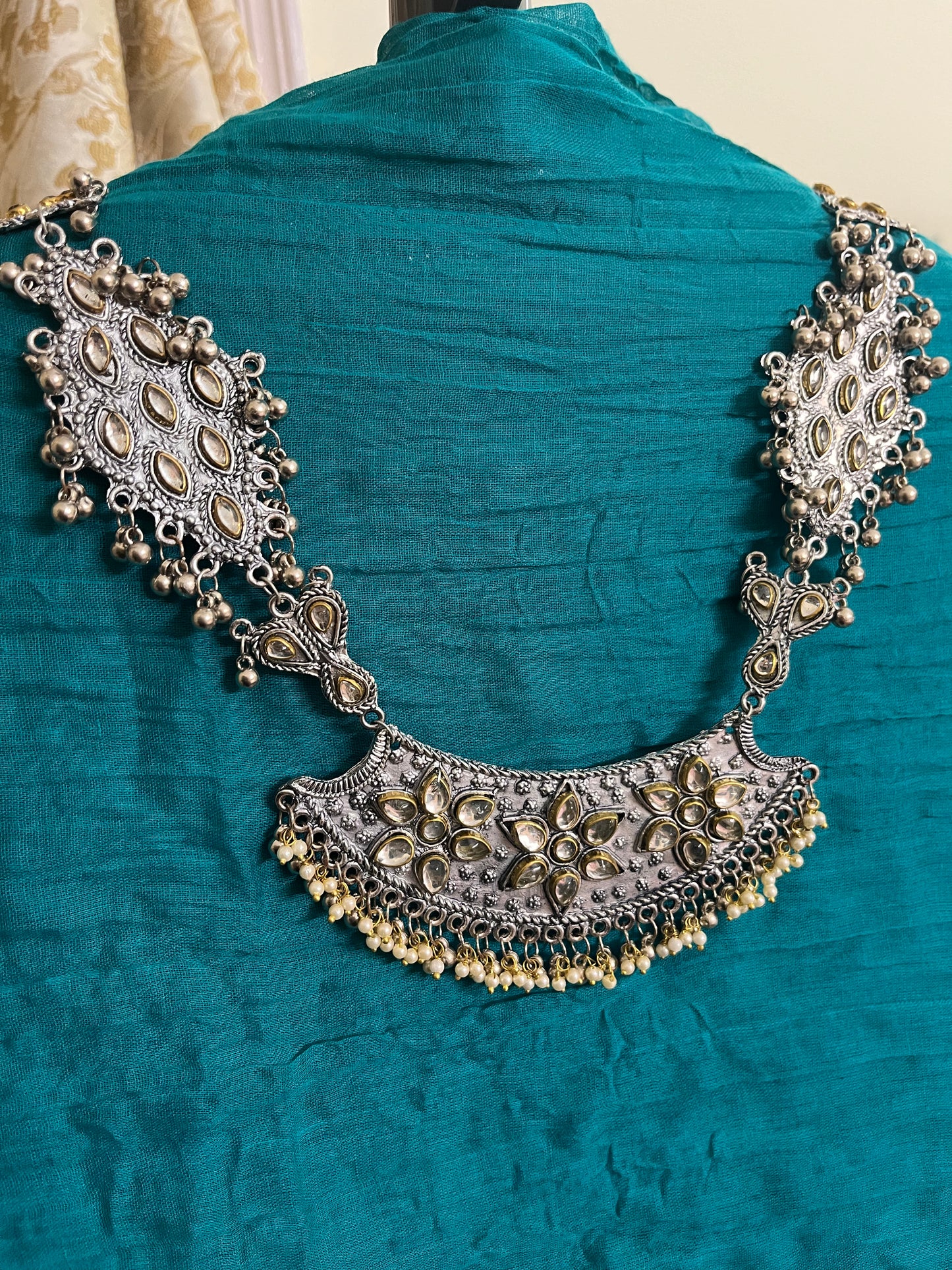 Abha Traditional Neckpiece