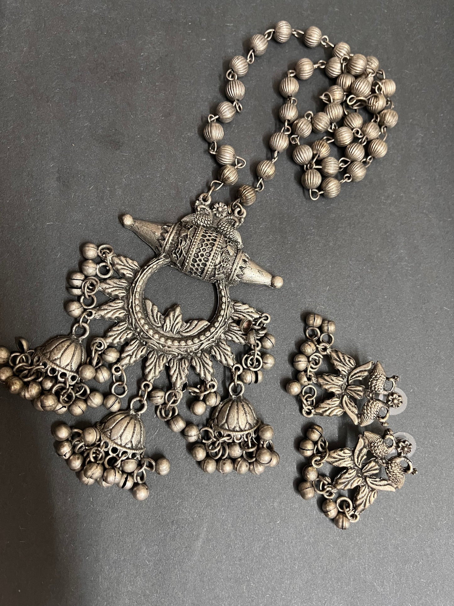 Manimala neckpiece with beautiful earrings