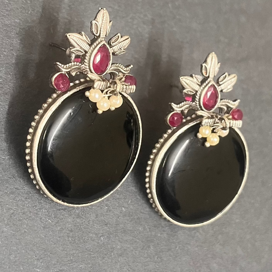 Black Adya Stone Studs